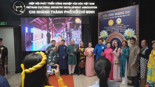 Tôn vinh Áo dài Ngũ thân: Kết nối di sản và đời sống đương đại- Ảnh 2.