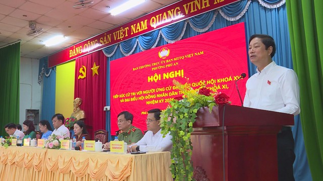 Ứng cử viên đại biểu Quốc hội khóa XVI và HĐND TP. Hồ Chí Minh tiếp xúc cử tri tại phường Phú An và Lái Thiêu - Ảnh 4.