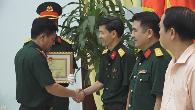 Quân đoàn 34 gặp mặt các cơ quan báo chí đầu Xuân Bính Ngọ 2026 - Ảnh 3.