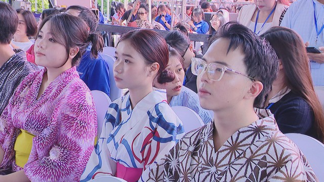 Khai mạc Lễ hội Việt – Nhật lần thứ 11: “Liên minh hoa anh đào – hoa sen” thắt chặt tình hữu nghị - Ảnh 5.