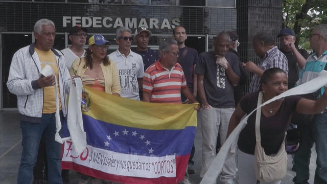 IMF: lạm phát của Venezuela cao nhất thế giới- Ảnh 4. IMF: lạm phát của Venezuela cao nhất thế giới- Ảnh 4.