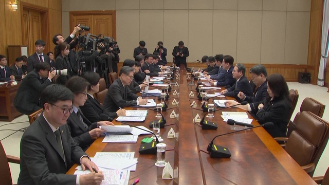 Hàn Quốc sẽ áp trần giá nhiên liệu trong nước  - Ảnh 3.