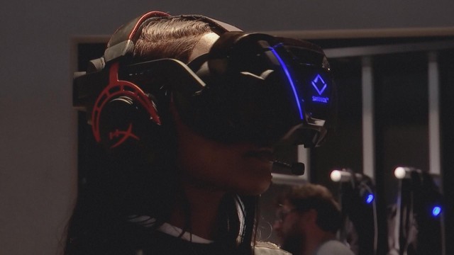 Trải nghiệm kỷ Jura với công nghệ thực tế ảo toàn thân - Ảnh 1.