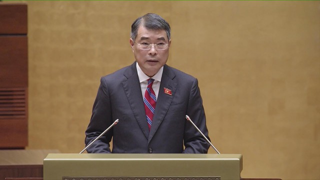 Chính phủ kiên trì mục tiêu tăng trưởng cao, bền vững, thực chất - Ảnh 2.