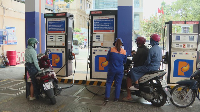 60 Giây ngày 10/4/2026 | Sẽ chính thức bán xăng E10 ra thị trường từ 30/4 - Ảnh 1.