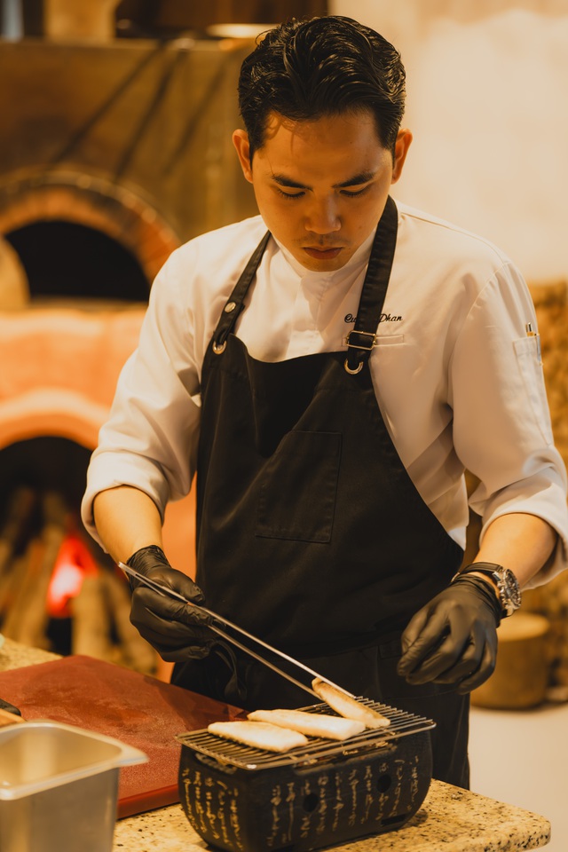 Đầu bếp 40 năm kinh nghiệm về Việt Nam, “làm mới” ẩm thực tại Six Senses Ninh Vân Bay - Ảnh 6.