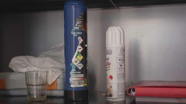 Pháp: Bệnh viện chuyên điều trị cho nạn nhân của "khí cười" - Ảnh 1.