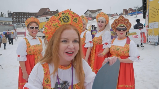 Lễ hội trượt tuyết Grelka tại Nga - Ảnh 4.