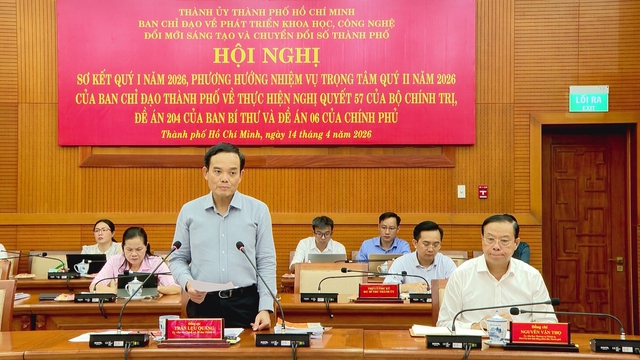 TP. Hồ Chí Minh phải đi đầu trong việc triển khai khoa học công nghệ, đổi mới sáng tạo và chuyển đổi số - Ảnh 2.