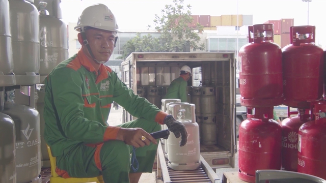 60 Giây ngày 14/4/2026 | Giá gas hạ nhiệt, bình 12kg giảm từ 20.000 - 30.000 đồng- Ảnh 1.