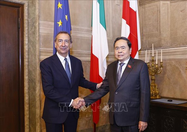 Chủ tịch Quốc hội Trần Thanh Mẫn tiếp Thị trưởng thành phố Milan, Italy - Ảnh 1.