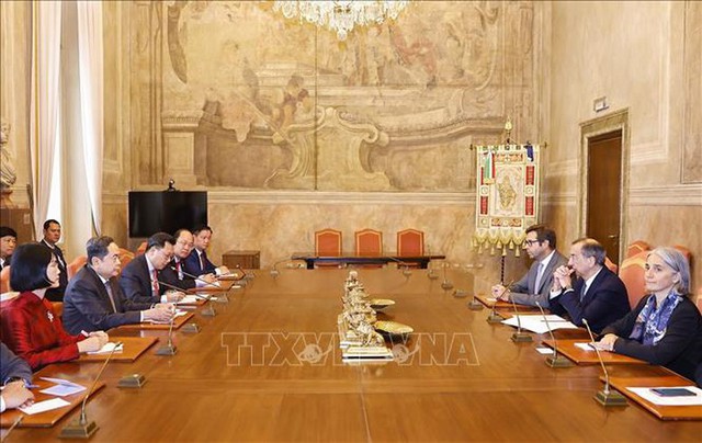 Chủ tịch Quốc hội Trần Thanh Mẫn tiếp Thị trưởng thành phố Milan, Italy - Ảnh 2.