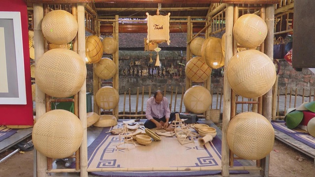 “Vườn ánh sáng” đặc biệt tại Văn Miếu - Quốc Tử Giám- Ảnh 1.