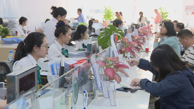 60 Giây ngày 15/4/2026 | Thông tin thuê bao di động chính thức được đồng bộ trên VNeID - Ảnh 2.