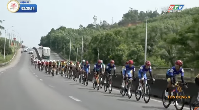 Cúp Truyền hình 2026 | Chặng 12: Chiến thắng gọi tên ngoại binh Đồng Tháp - Christoph Janssen - Ảnh 2.