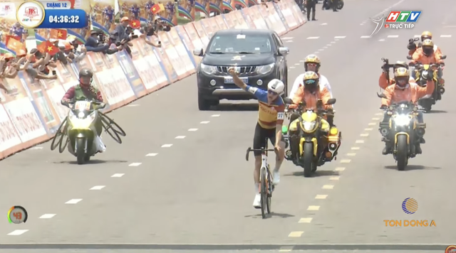 Cúp Truyền hình 2026 | Chặng 12: Chiến thắng gọi tên ngoại binh Đồng Tháp - Christoph Janssen - Ảnh 1.