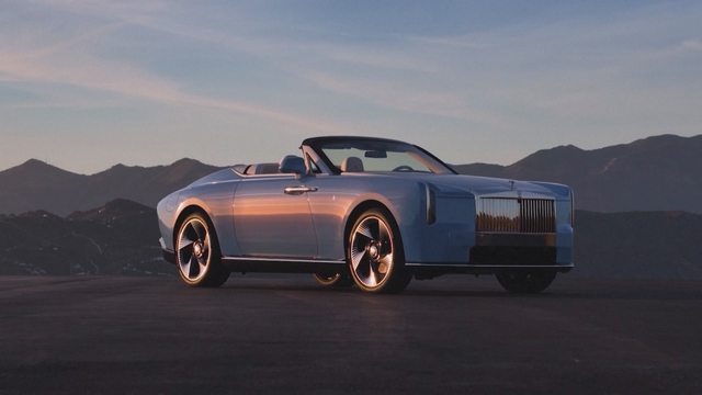 Rolls-Royce ra mắt mẫu xe điện siêu sang mới - Ảnh 1.