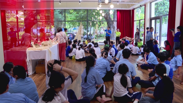 Lan tỏa thông điệp hòa nhập qua chương trình “Vượt Sóng” nhân Ngày Người khuyết tật Việt Nam - Ảnh 1.