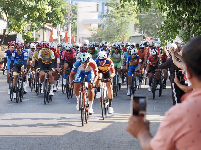 Khoảnh khắc đẹp chặng 15: Tuy Hòa (Đăk Lăk) - Nha Trang (Khánh Hòa)- Ảnh 2.