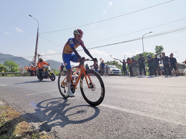 Khoảnh khắc đẹp chặng 15: Tuy Hòa (Đăk Lăk) - Nha Trang (Khánh Hòa)- Ảnh 4.