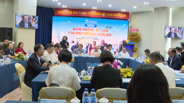 Thời sự trưa HTV ngày 2/4/2026 | Hàng không, du lịch ứng phó với giá xăng dầu - Ảnh 1.