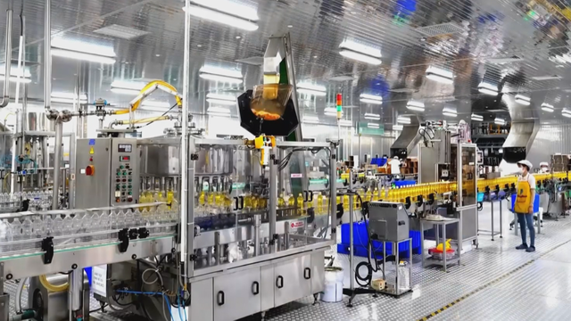 Thị trường nội địa: "Bàn đạp" tự cường của doanh nghiệp Việt - Ảnh 1.