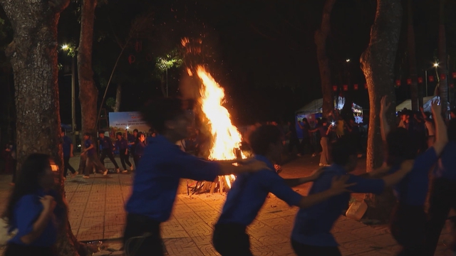 Giữ hồn văn hóa từ ngày hội cộng đồng - Ảnh 4.