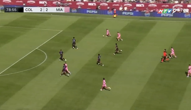 Messi lập cú đúp đưa Inter Miami giành chiến thắng nghẹt thở - Ảnh 2.