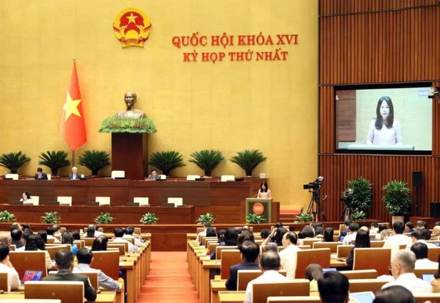 Quốc hội bàn phát triển văn hóa: Không gộp ngày nghỉ, làm rõ chi 2% ngân sách - Ảnh 1.