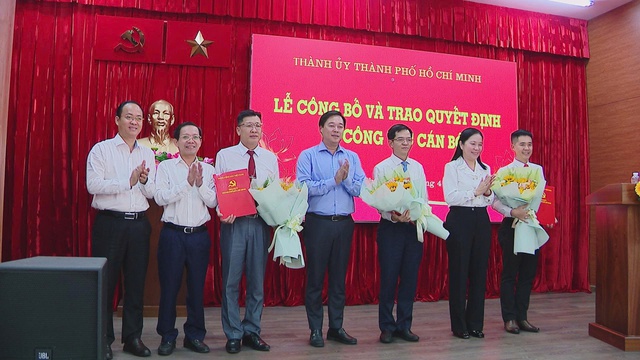 Ban Thường vụ Thành ủy công bố quyết định nhân sự Đảng bộ các cơ quan Đảng Thành phố - Ảnh 2.