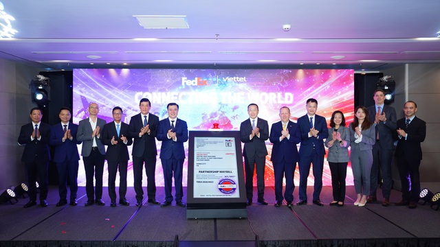  Viettel Post và FedEx công bố thiết lập quan hệ hợp tác chiến lược tại Việt Nam - Ảnh 1.