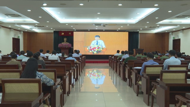 Thời sự HTV ngày 22/4/2026 | Ban Thường vụ Thành ủy công bố quyết định nhân sự Đảng bộ các cơ quan Đảng Thành phố - Ảnh 3.