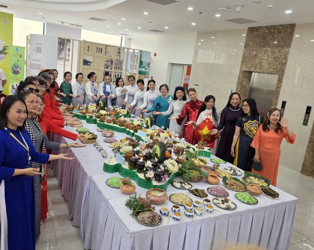 Xác lập kỷ lục 100 món muối Việt: Tôn vinh bản sắc ẩm thực và lòng biết ơn cội nguồn - Ảnh 2.