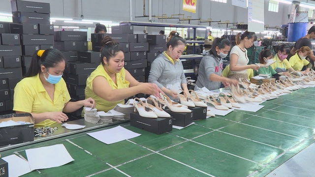 Dệt may Việt Nam chủ động xoay chuyển để giữ đà tăng trưởng giữa biến động - Ảnh 5.