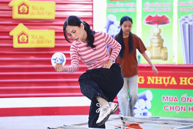 Trương Đình Hoàng gãy ba xương sườn vẫn tham gia "Mái ấm gia đình Việt" - Ảnh 2.