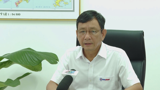 Người dân TP. Hồ Chí Minh chủ động tiết kiệm điện trong mùa nắng nóng - Ảnh 4.