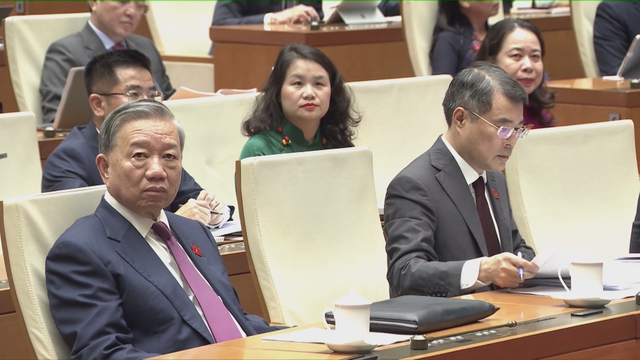 Kỳ họp thứ Nhất, Quốc hội khóa XVI: Dấu ấn đổi mới, hành động quyết liệt ngay từ đầu nhiệm kỳ - Ảnh 4.