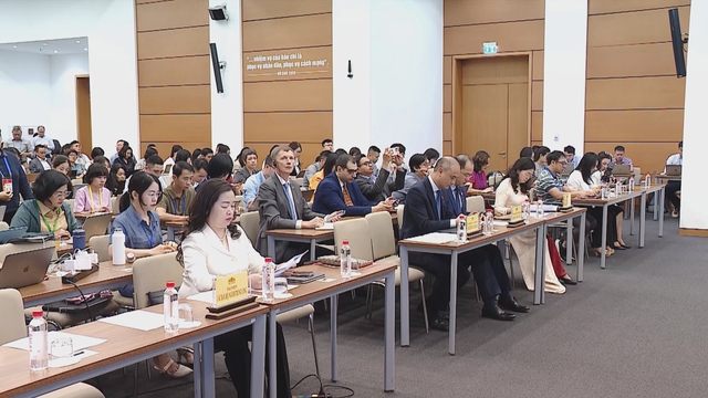 Quốc hội nghiên cứu tăng số kỳ họp, sẵn sàng đáp ứng các vấn đề cấp bách - Ảnh 2.