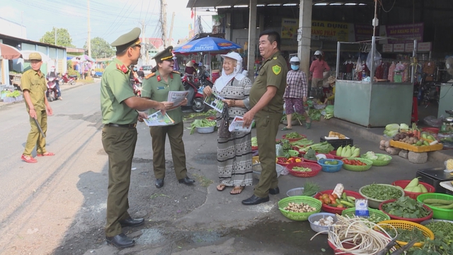 Mô hình “3 trong 1” ở phường Chánh Hiệp: Gắn kết chính quyền và người dân trong giữ gìn an ninh, trật tự - Ảnh 3.