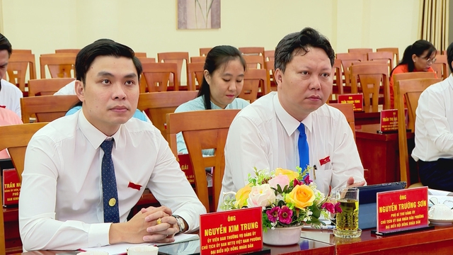 Phường Diên Hồng hoàn thiện bộ máy, thông qua nhiều nghị quyết quan trọng tại kỳ họp chuyên đề - Ảnh 2.