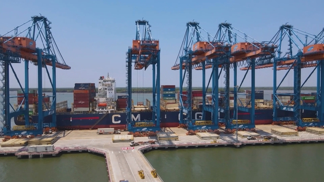 Mở rộng năng lực, đón dòng chảy hàng hóa toàn cầu - Ảnh 1.