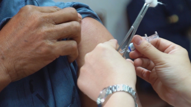 Thời sự trưa HTV ngày 28/4/2026 | Bí thư Thành ủy TP. Hồ Chí Minh Trần Lưu Quang và đoàn đại biểu dâng hương tưởng nhớ Anh hùng Liệt sĩ - Ảnh 3.