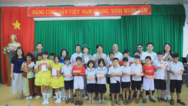 TP. Hồ Chí Minh: Tỏa sáng bản sắc "Thành phố nghĩa tình" trong tháng Tư lịch sử - Ảnh 5.