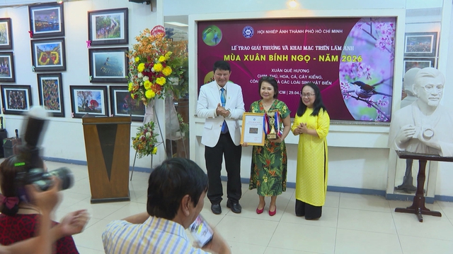 Thời sự HTV ngày 29/4/2026 | Lễ trao giải và khai mạc triển lãm ảnh Mùa xuân Bính Ngọ 2026- Ảnh 1.