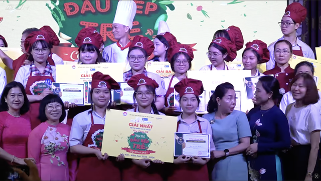 Hội thi "Đầu bếp trẻ" lần thứ 13: Sân chơi ẩm thực đầy sáng tạo của học sinh THPT- Ảnh 5.