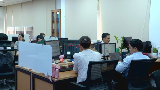 Thị trường chứng khoán: Vốn ngoại điều chỉnh, dọn đường cho mục tiêu nâng hạng - Ảnh 5.