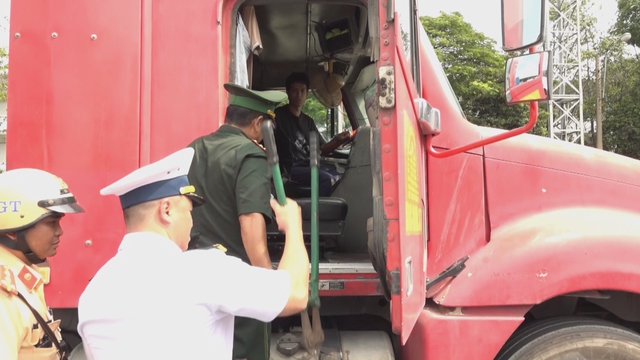 Tăng cường kiểm tra, đảm bảo an ninh tại hệ thống cảng Tân Cảng Sài Gòn- Ảnh 3.