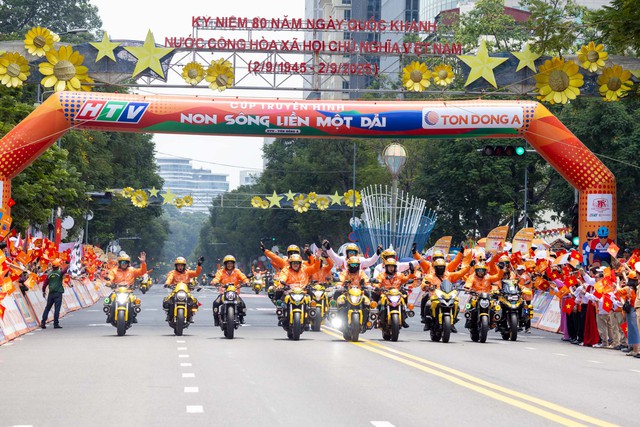 Ảnh đẹp chặng 25 - Cúp Truyền hình 2026 về đích rực rỡ - Ảnh 1.