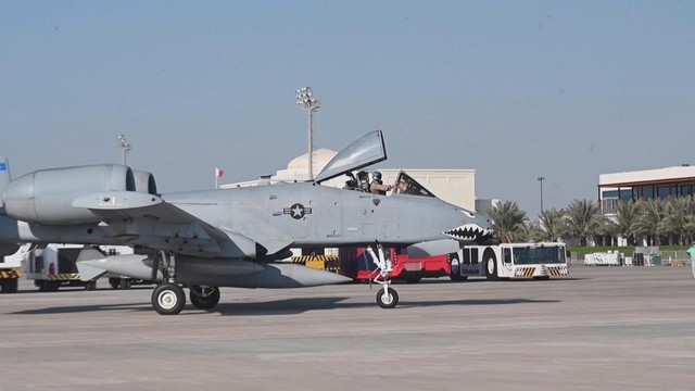 Trực thăng Mỹ trúng hỏa lực Iran giữa chiến dịch giải cứu - Ảnh 4.