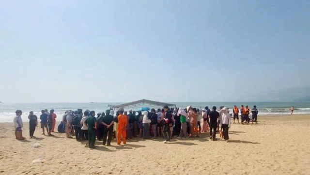 Đã tìm thấy nam sinh trường chuyên sau gần 2 ngày mất tích khi tắm biển - Ảnh 1.